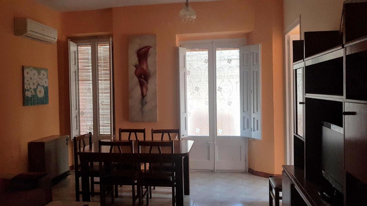 Piso Romantico Y Espacioso Tremp Exterior photo